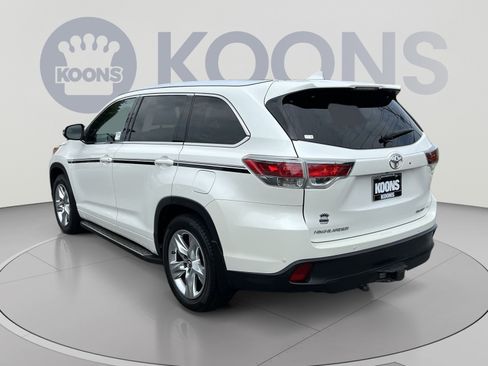 Used 2016 Toyota Highlander Limited AWD/4WD image 4