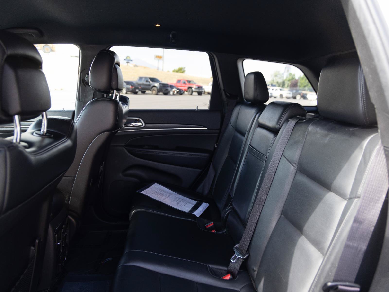 Used 2019 Jeep Grand Cherokee Limited AWD/4WD image 15