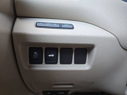 Used 2013 Nissan Altima 2.5 SV FWD image 18