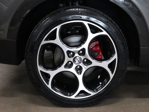 Used 2024 Alfa Romeo Tonale Veloce w/ Active Assist Package image 41