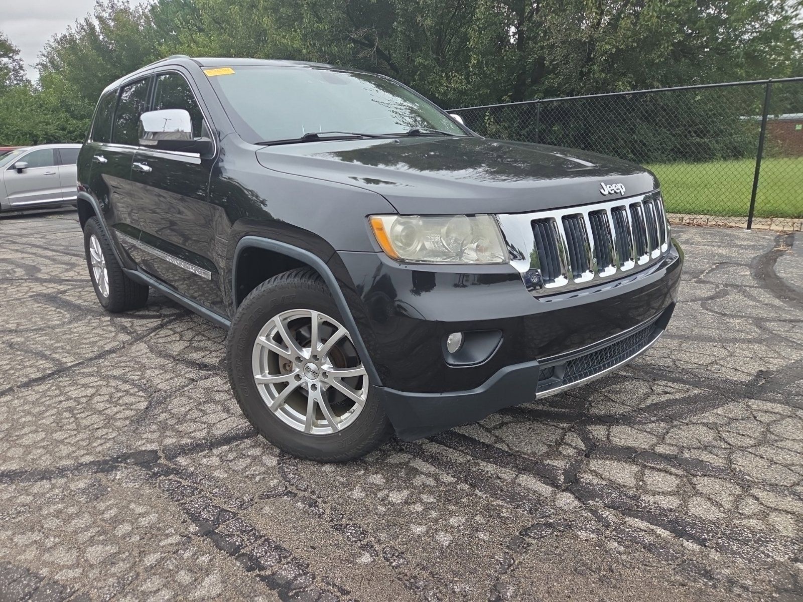 Used 2012 Jeep Grand Cherokee Limited w/ Trailer Tow Group AWD/4WD image 21