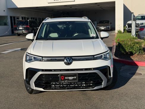 New 2026 Volkswagen Taos SEL AWD/4WD image 4