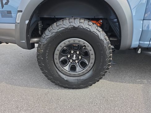 Used 2023 Ford F150 Raptor AWD/4WD image 35