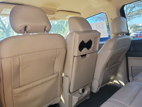 Used 2017 Ford F150 Lariat image 12