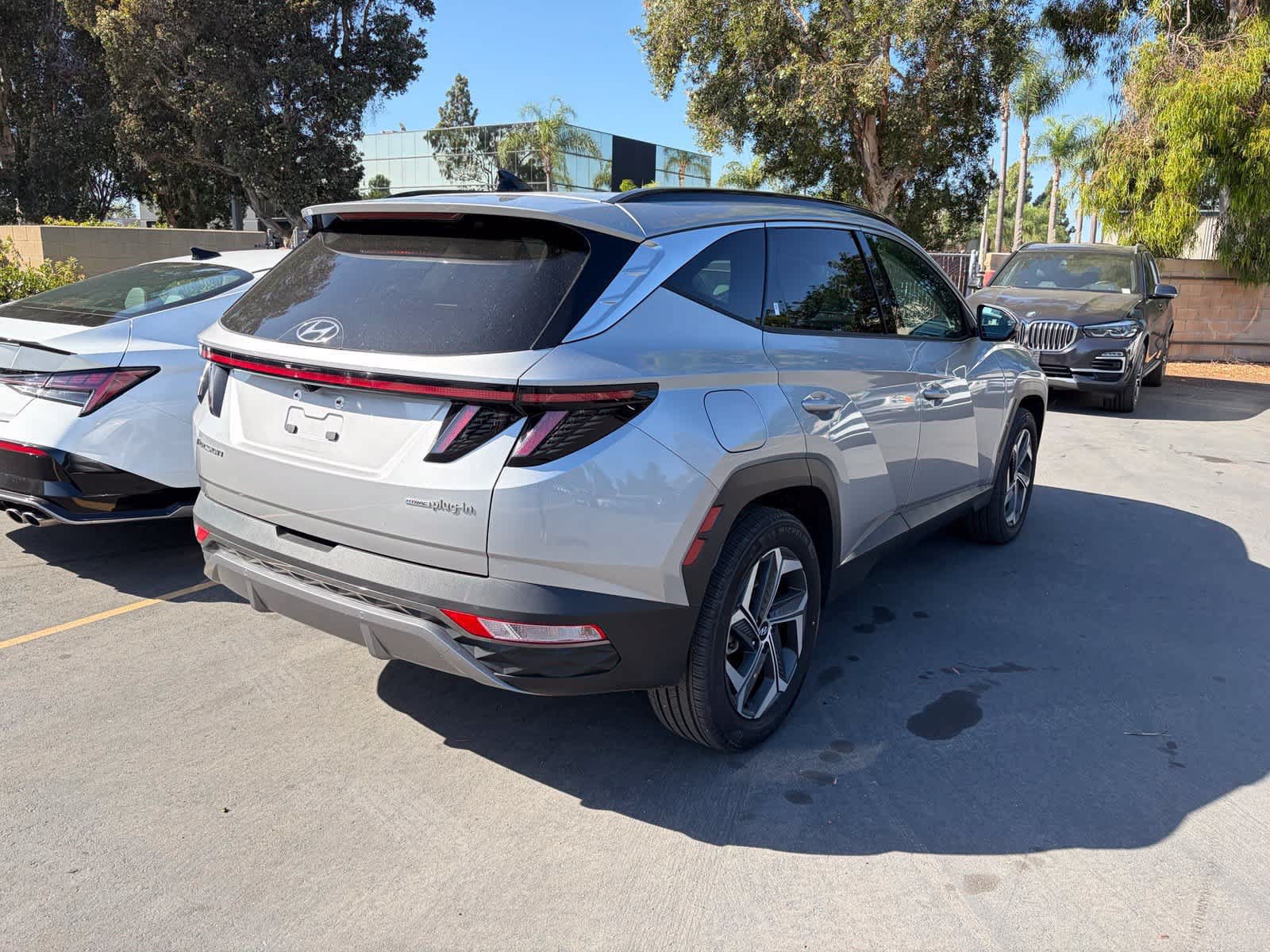 Used 2024 Hyundai Tucson Limited AWD/4WD image 3