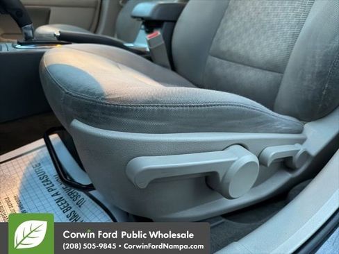 Used 2011 Ford Fusion S image 24