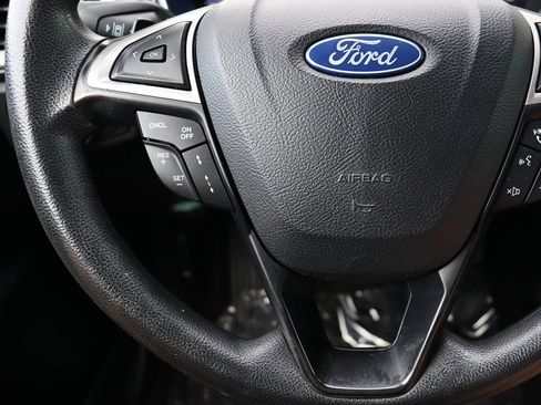 Used 2019 Ford Fusion SE FWD image 52