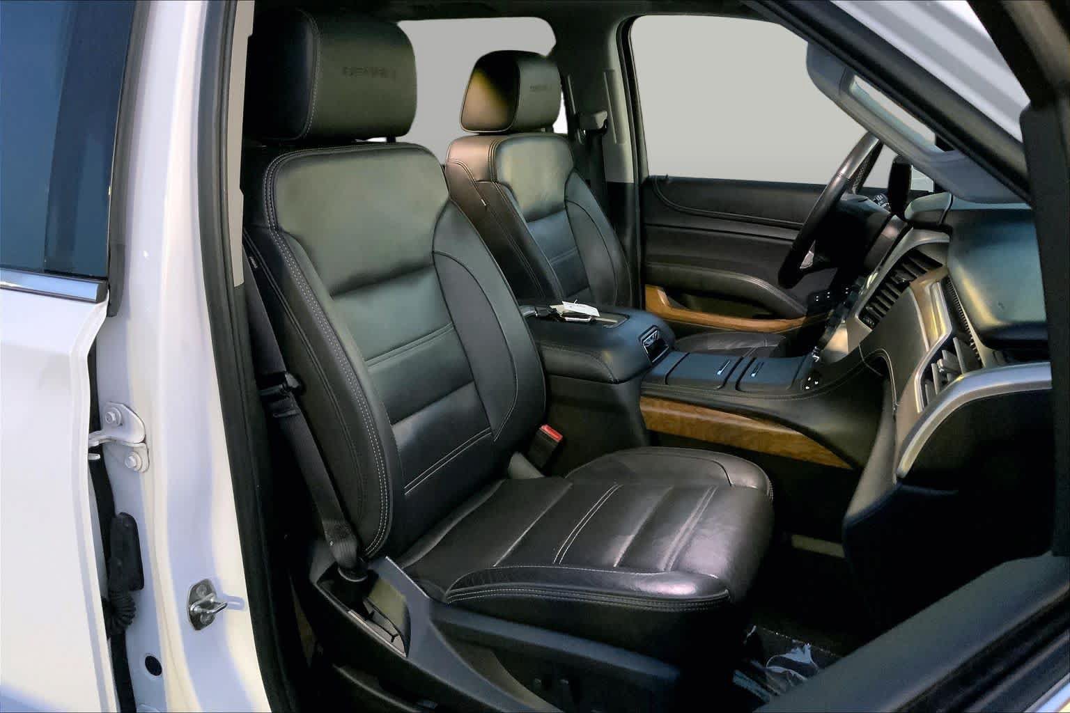 Used 2019 GMC Yukon XL Denali AWD/4WD image 8