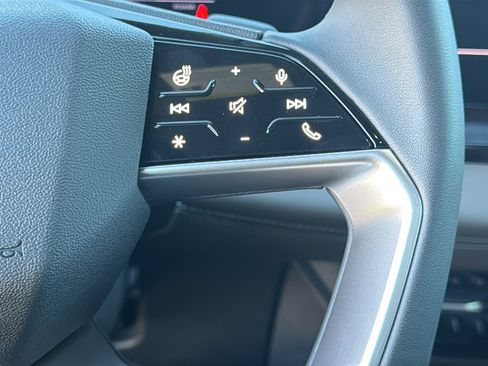 New 2025 Audi Q6 e-tron Premium image 24