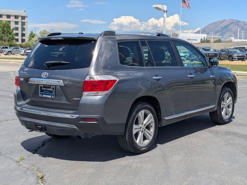 Used 2013 Toyota Highlander Limited AWD/4WD image 5