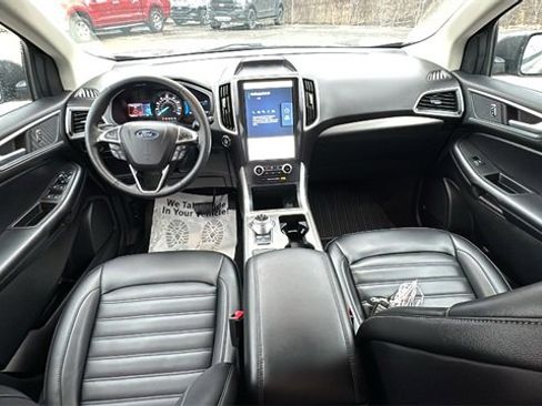 Certified 2024 Ford Edge SEL w/ Convenience Package image 12