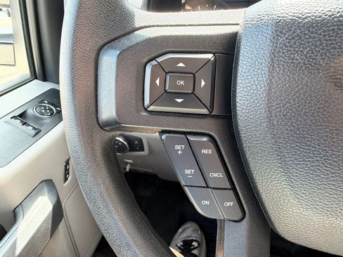 Used 2017 Ford F250 XL w/ Power Equipment Group RWD image 18