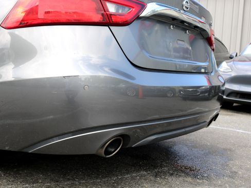 Used 2017 Nissan Maxima 3.5 SV image 12