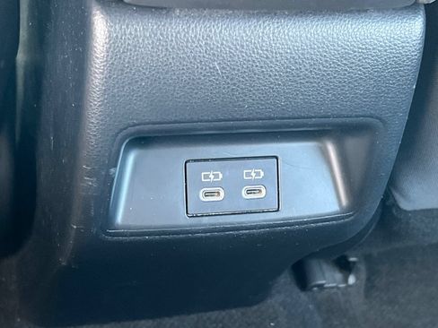Used 2023 Toyota Corolla LE FWD image 38