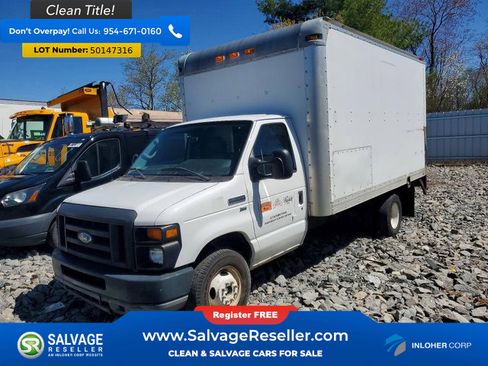 Used 2010 Ford E-350 and Econoline 350 Super Duty RWD image 1