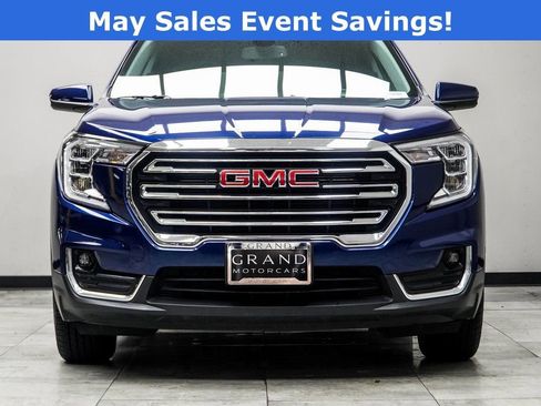 Used 2023 GMC Terrain SLT AWD/4WD image 7
