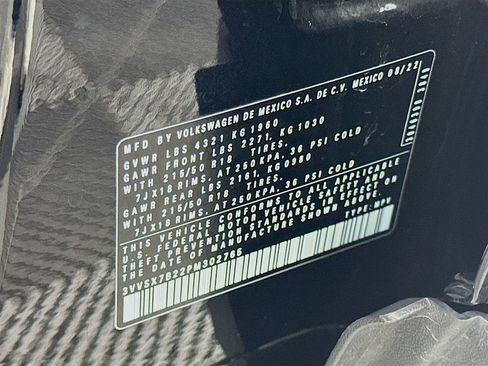 Used 2023 Volkswagen Taos SE image 31