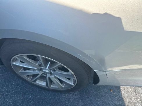 Used 2018 Cadillac CTS Luxury RWD image 7