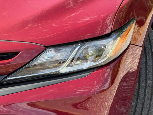 Used 2018 Toyota Camry SE w/ Protection Package (Q2) FWD image 19