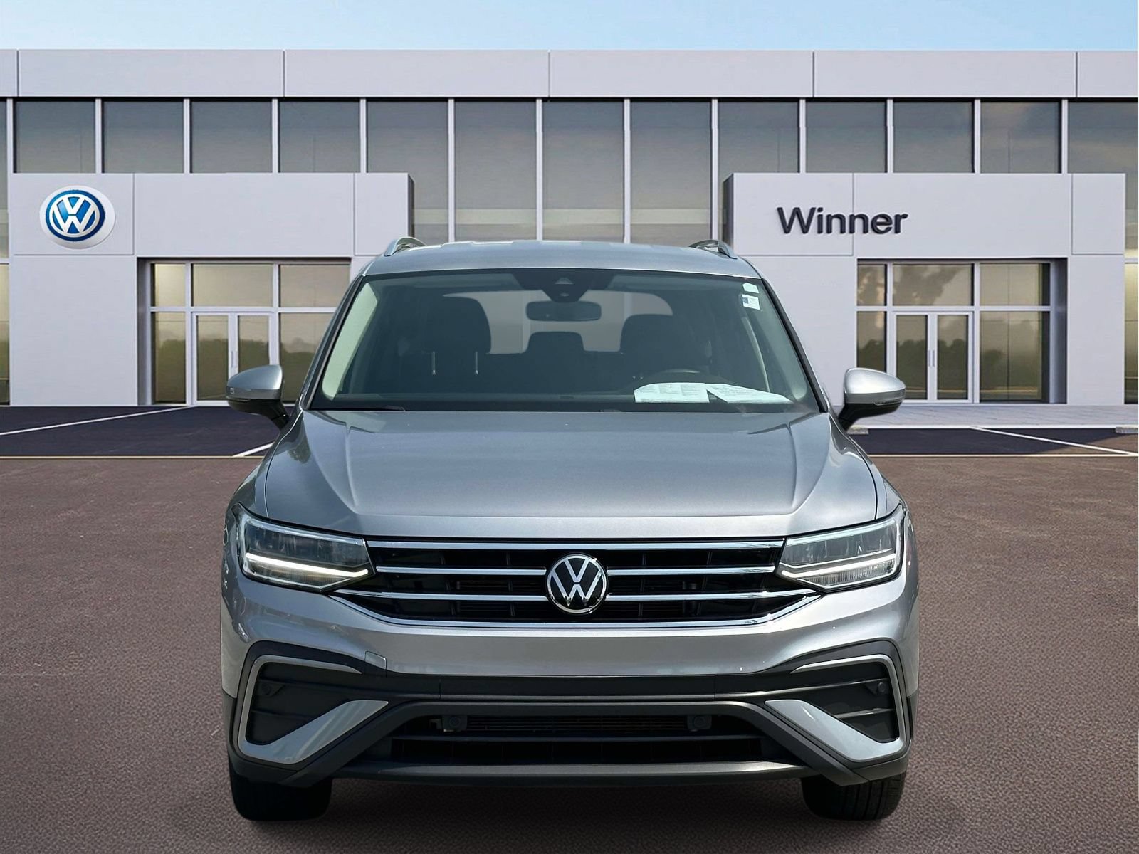 Used 2022 Volkswagen Tiguan SE AWD/4WD image 8