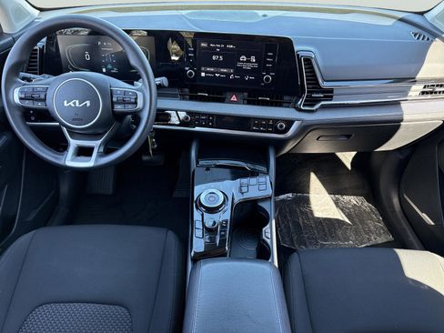 Certified 2024 Kia Sportage LX image 9