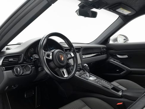 Used 2018 Porsche 911 Carrera image 13