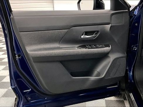 New 2026 Nissan Kicks SV w/ SV Premium Package FWD image 30