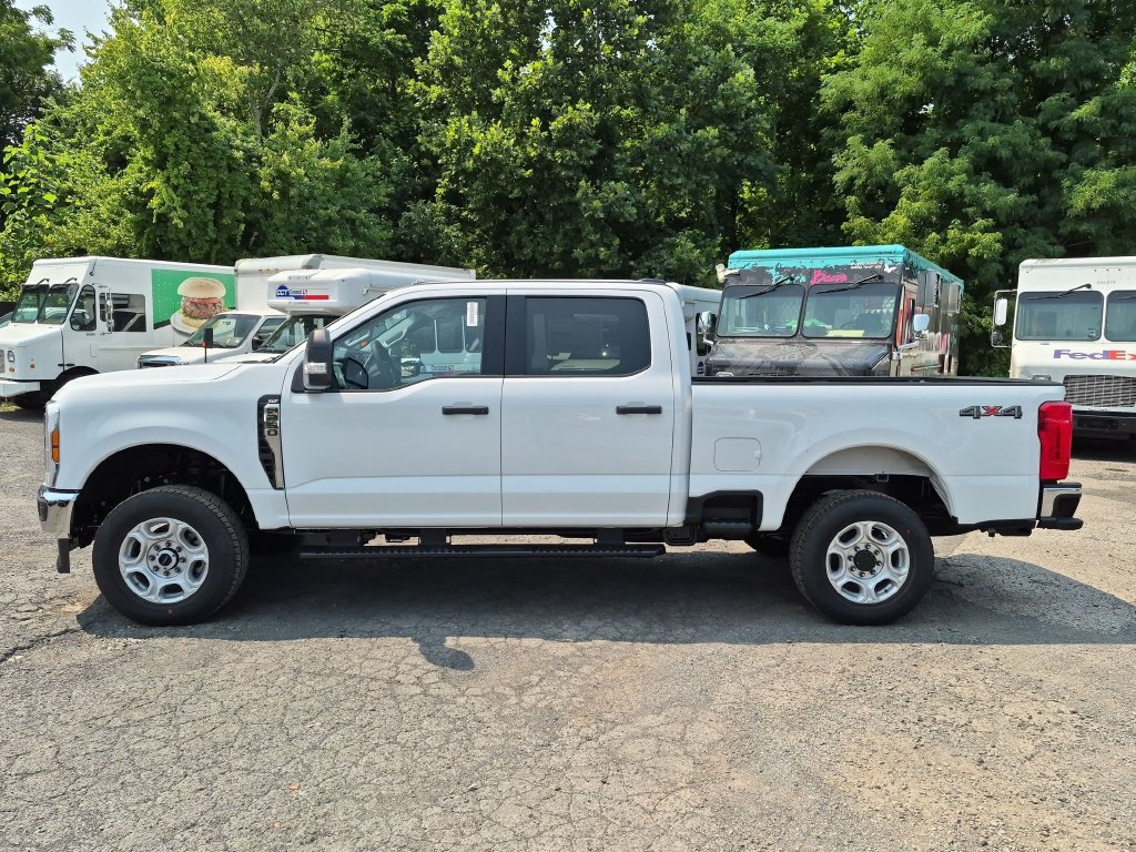 New 2026 Ford F250 XLT w/ Snow Plow Prep Package AWD/4WD image 9