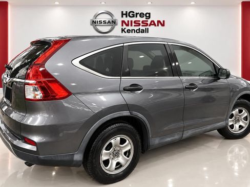 Used 2016 Honda CR-V LX image 4