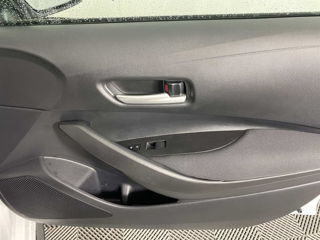 Used 2026 Toyota Corolla SE w/ SE Package FWD image 23