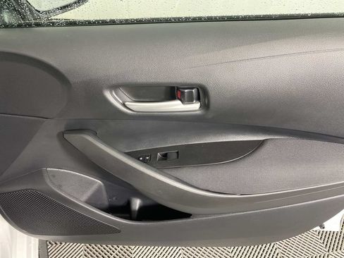 Used 2026 Toyota Corolla SE w/ SE Package FWD image 23