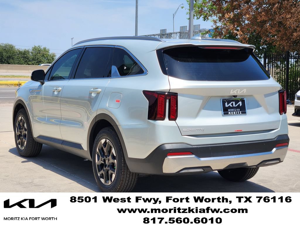 New 2026 Kia Sorento S w/ S Panoramic Sunroof Package FWD image 4