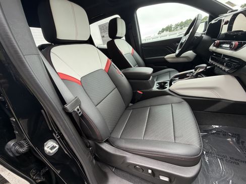 Used 2023 GMC Canyon AT4X w/ Edition 1 AWD/4WD image 19