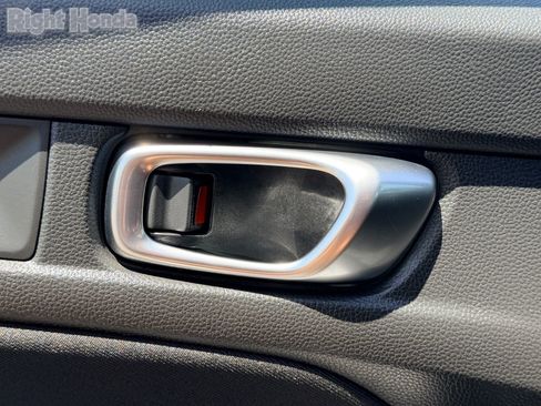Certified 2025 Honda Civic Sport image 17