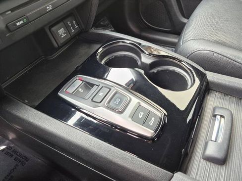 Used 2017 Honda Pilot Elite image 14
