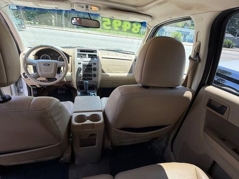 Used 2012 Ford Escape XLT image 8