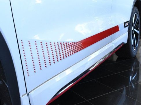 Used 2023 Mitsubishi Outlander Ralliart AWD/4WD image 11