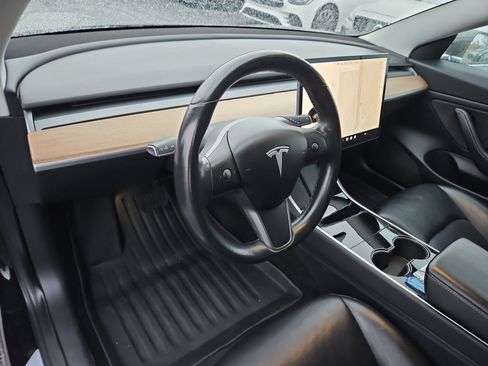 Used 2018 Tesla Model 3 Long Range image 14