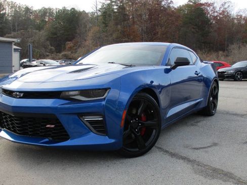 Used 2016 Chevrolet Camaro SS image 1