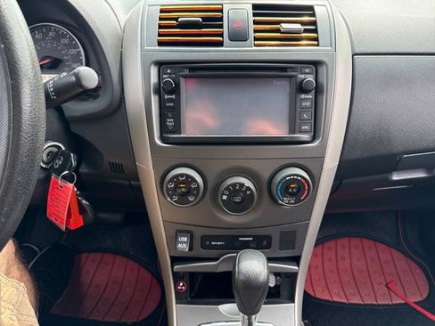 Used 2012 Toyota Corolla S FWD image 26