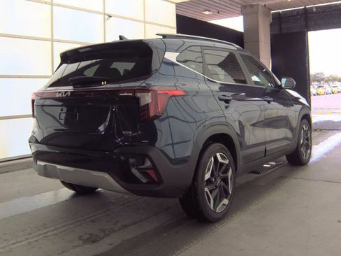 Used 2024 Kia Seltos SX w/ SX Sunroof Package image 4