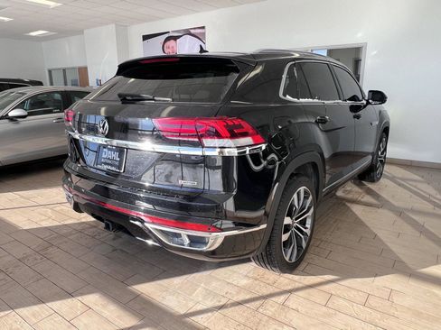 Used 2022 Volkswagen Atlas Cross Sport SEL Premium R-Line image 16