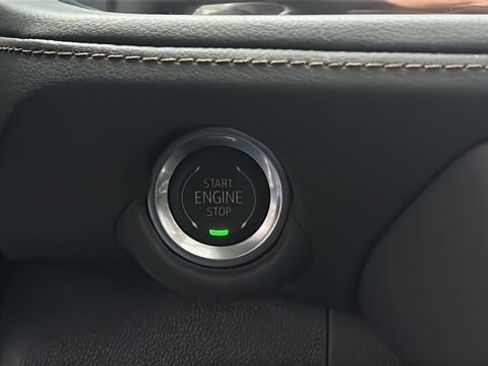 Certified 2025 Chevrolet Tahoe High Country image 29