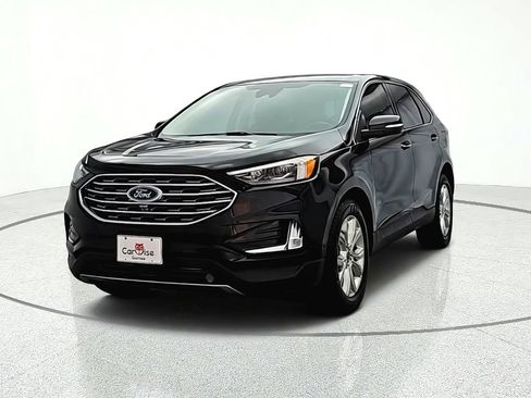 Used 2021 Ford Edge Titanium w/ Equipment Group 301A AWD/4WD image 2