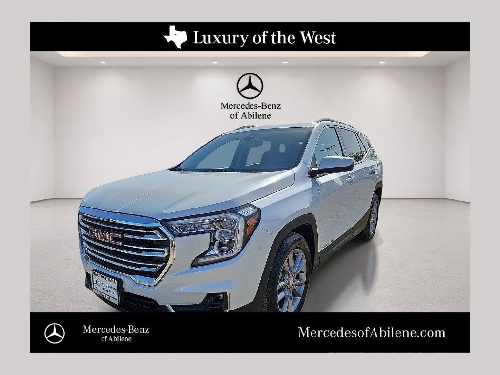 Used 2022 GMC Terrain SLT FWD image 1