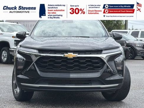 Used 2024 Chevrolet Trax LT FWD image 4
