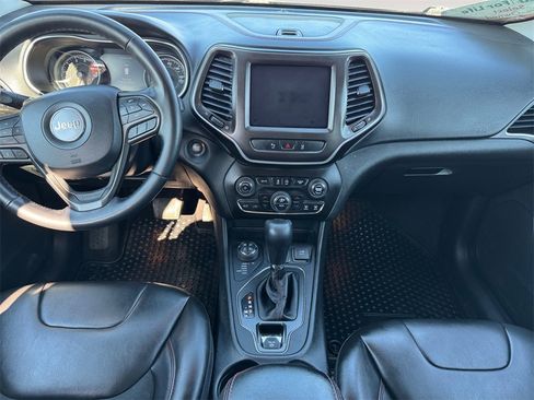 Used 2021 Jeep Cherokee Trailhawk w/ Sun, Sound & Nav Group image 10