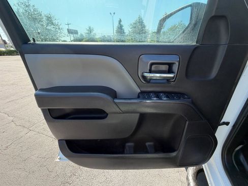 Used 2018 Chevrolet Silverado 2500 W/T w/ WT Convenience Package AWD/4WD image 16