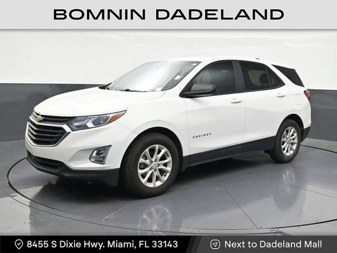 Used 2021 Chevrolet Equinox LS FWD image 1