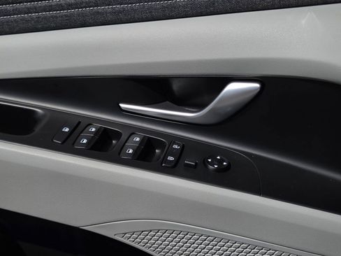 New 2026 Hyundai Elantra Limited image 14